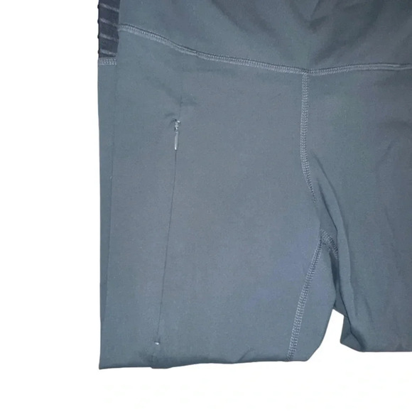 UFC Gym S gray +‎ black workout leggings - Picture 5 of 7